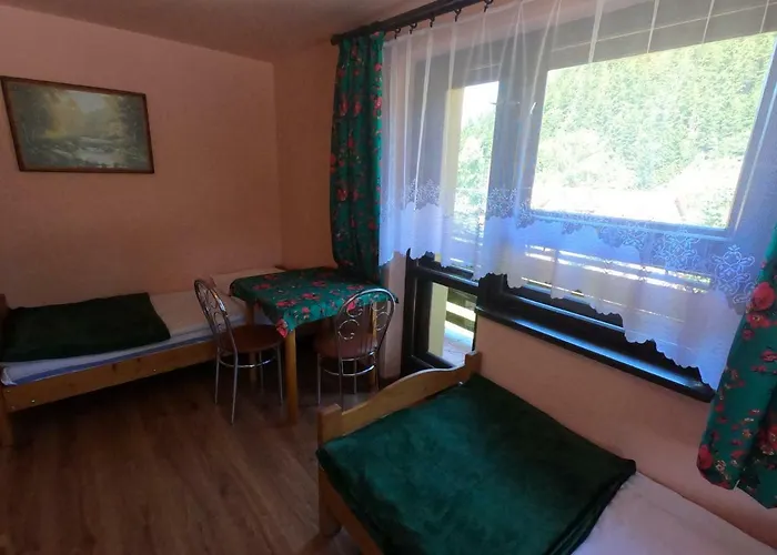 Osrodek Wczasowy Wierchy 게스트하우스 3*